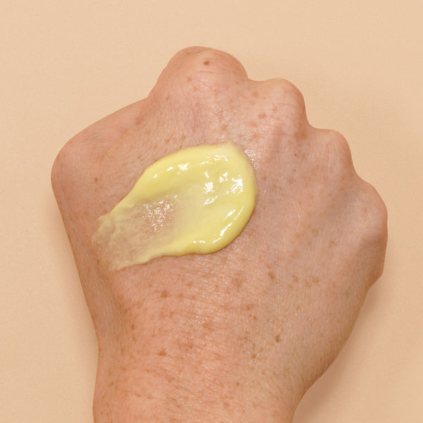 nano dermabrasion creme on hand